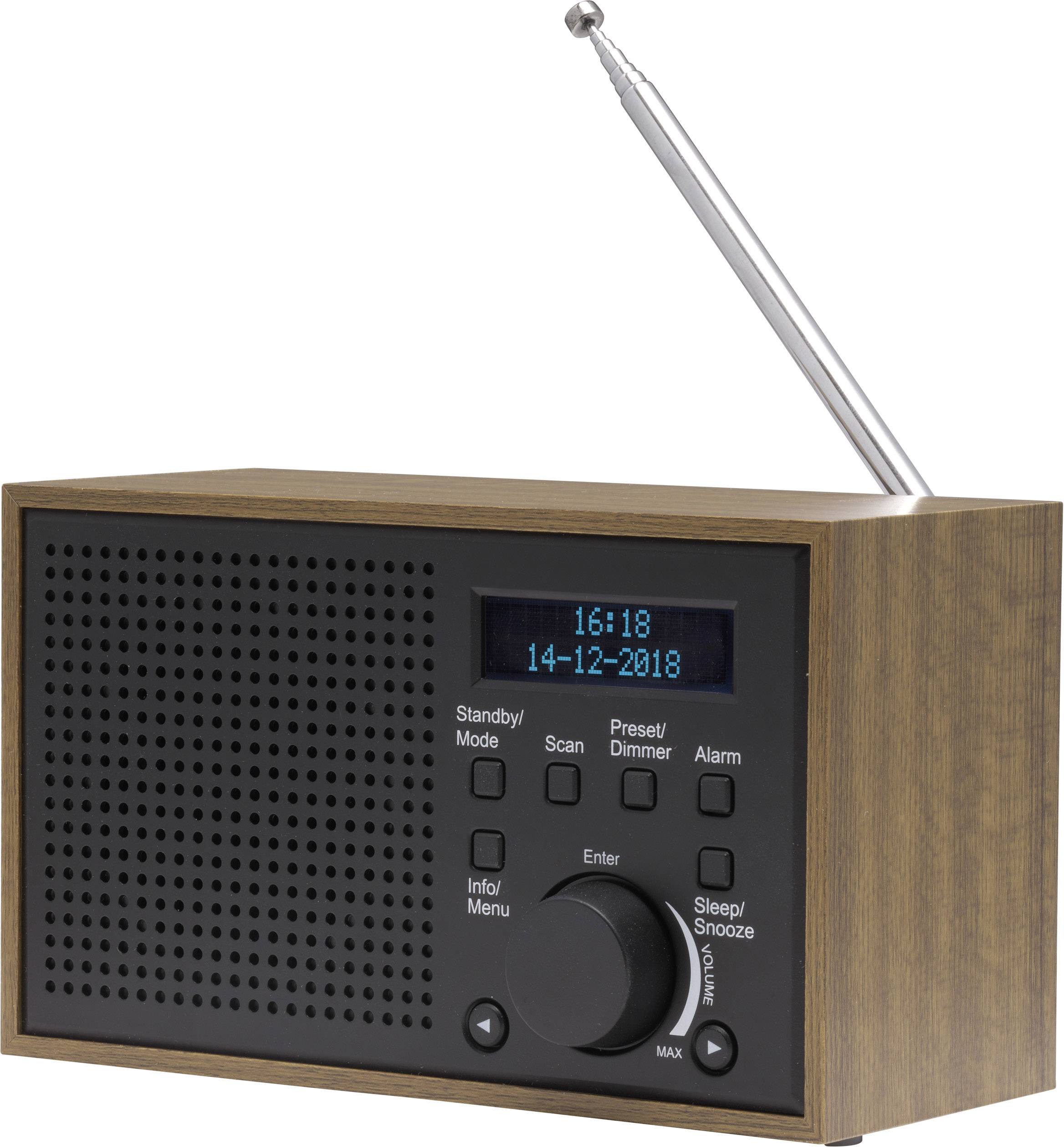 En träbatteridrivet radio med teleskopantenn som visar tid och datum. Den har volym- och inmatningslägesreglage på framsidan.
