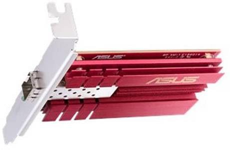 Röd ASUS-nätverkskort med kylflänsar och PCIe-anslutning, avbildad från sidan.