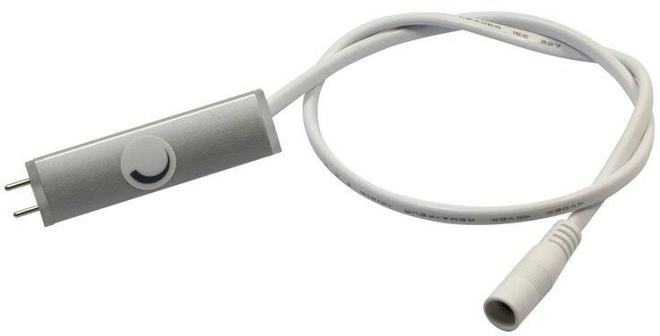 En vit kabel med ett rektangulärt plastfodral som innehåller en rund, dämpad knapp, och en kontakt i den andra änden.