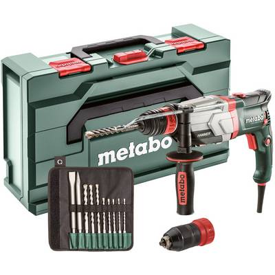 Metabo hammarborr-set med bärväska, hjälphandtag och ett sortiment borrar visas på vit bakgrund.