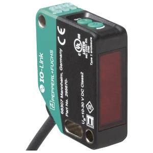 Induktiv sensor från Pepperl+Fuchs, modell med IO-Link, kabelanslutning, grönt och svart hölje, UL- och CE-certifierad.