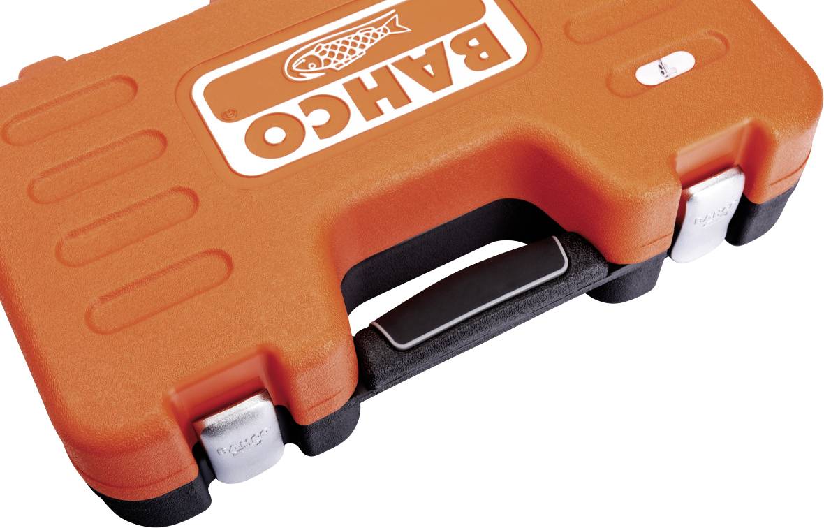 Orange verktygslåda med svart handtag och Bahco-logotyp, stängd. Bärhandtag och låsanordningar väl synliga.