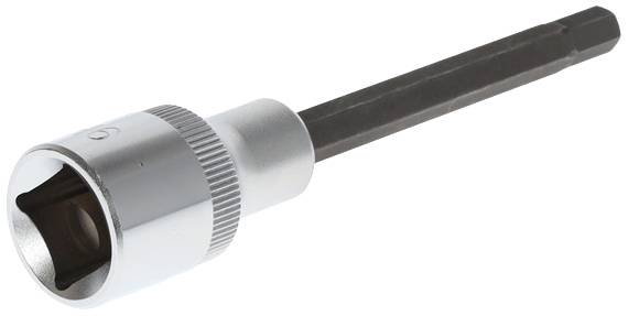 En 5 mm sexkantshylsa med lång skaft av metall, lämplig för användning med spärrnycklar eller momentnycklar.