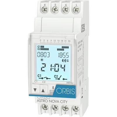Digital ORBIS Astro Nova City timer switch med upplyst LCD-display som visar 21:04 och kanalindikator C1/C2.