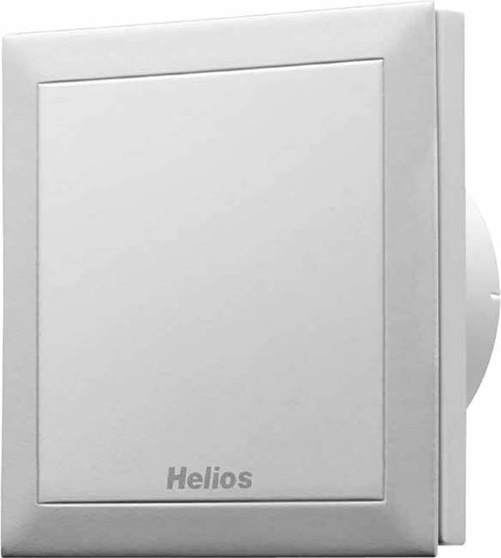 En vit väggfläkt med påskriften 'Helios' på frontpanelen.