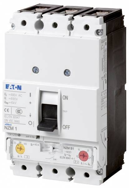 En trepolig effektbrytare från EATON, modell 'NZM 1', med vippströmbrytare för PÅ/AV och tryckt teknisk information.