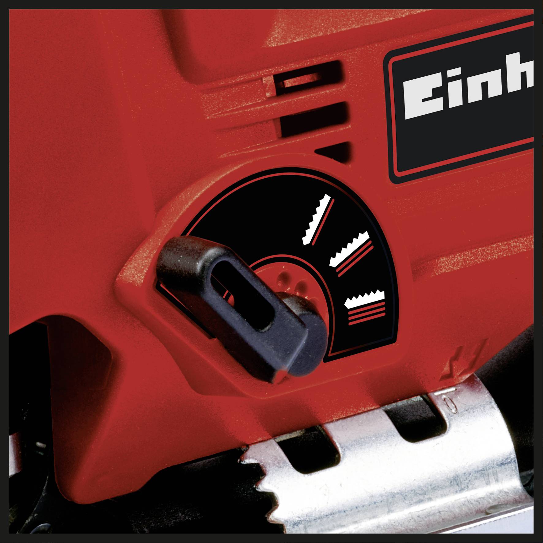 Roterande elektriskt verktyg med såginställning, svart urtavla med tänder som visar olika skärlägen. Märke: Einhell.