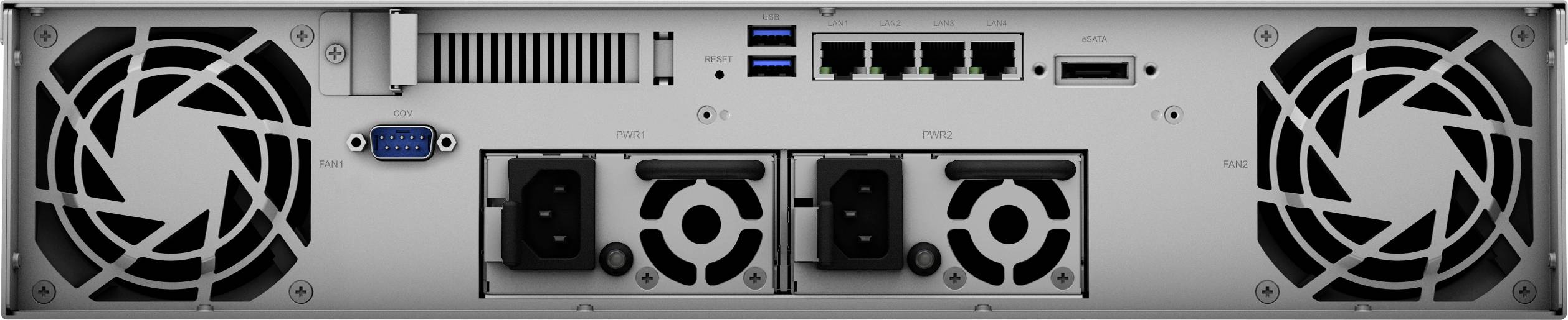 Baksidesvy av ett serverchassi med fläktar, nätverksanslutningar och USB-portar, lämpligt för IT-infrastruktur.