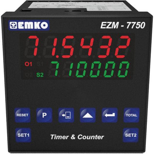 Elektronisk timer/räknare med digital display. Ovan: '71,5432' i rött. Nedanför: '71,0000' i grönt. Manöverknappar därunder.