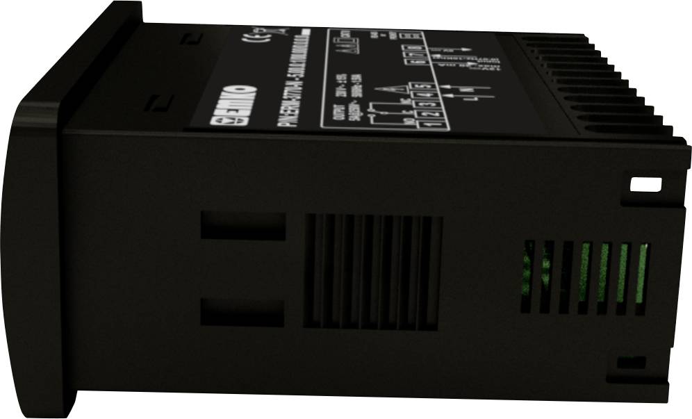 Svart elektronisk enhet i sidovy med ventilationsöppningar och märkningar på ovansidan.