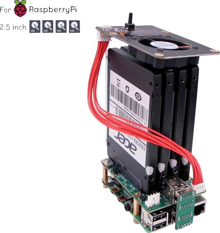 Hårddiskhölje för Raspberry Pi med fyra 2,5-tums hårddiskfack och fläkt. Visar röda anslutningskablar och kontakter.