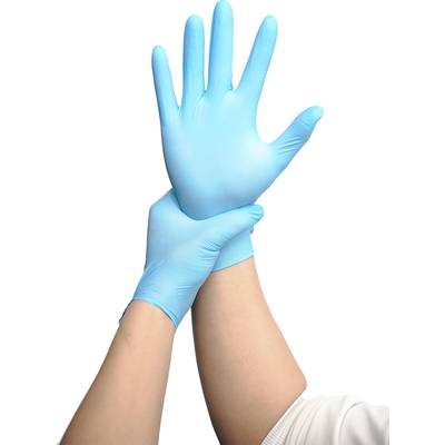 Två händer i blå gummihandskar, där en sträcker sig uppåt, symboliserar hygien eller förberedelse för medicinsk verksamhet.