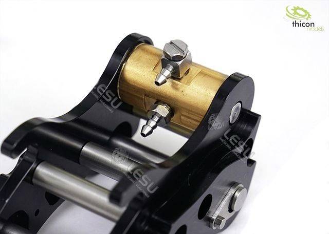 Hydrauliska komponenter av metall med rör och skruvar, i svart och guld design. Tillverkarlogotyp 'thicon models' uppe till höger.