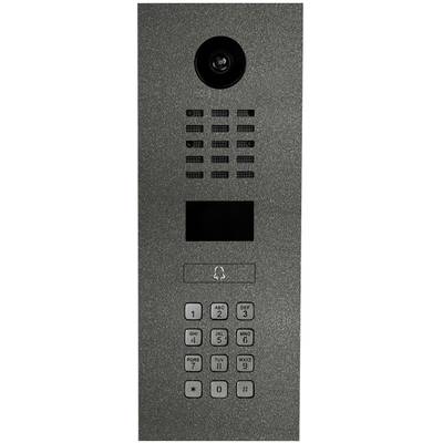 Svart porttelefon med kamera, högtalare, mikrofon och nummerknappsats.