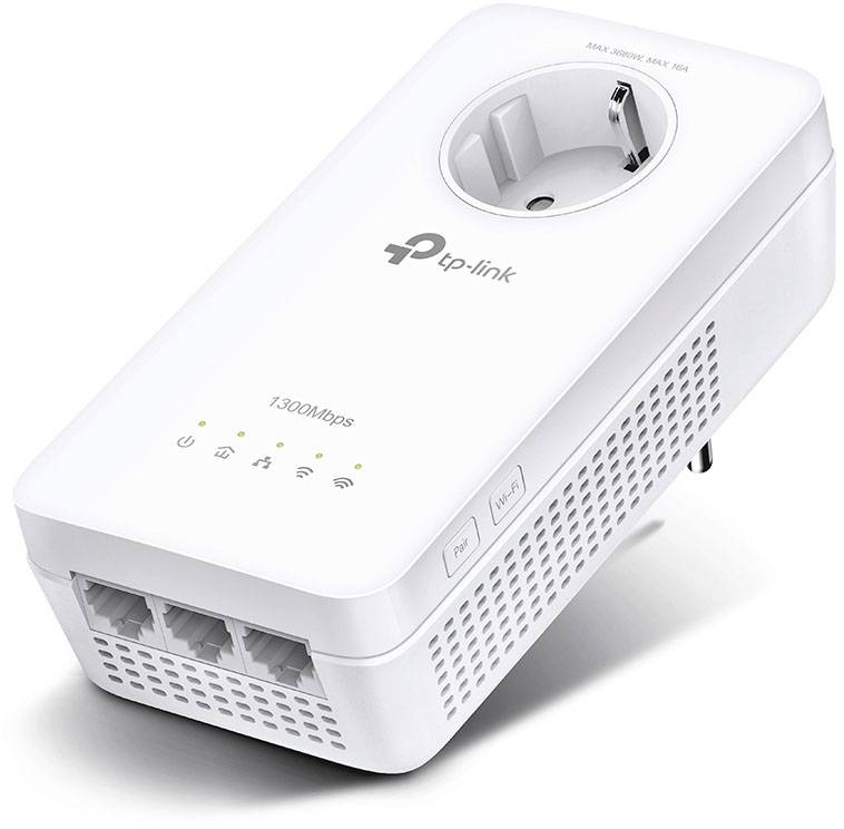 En vit TP-Link Powerline-adapter med eluttag, modellnamn 'AV1000', visar fyra LED-lampor för nätverksstatus och två LAN-portar.