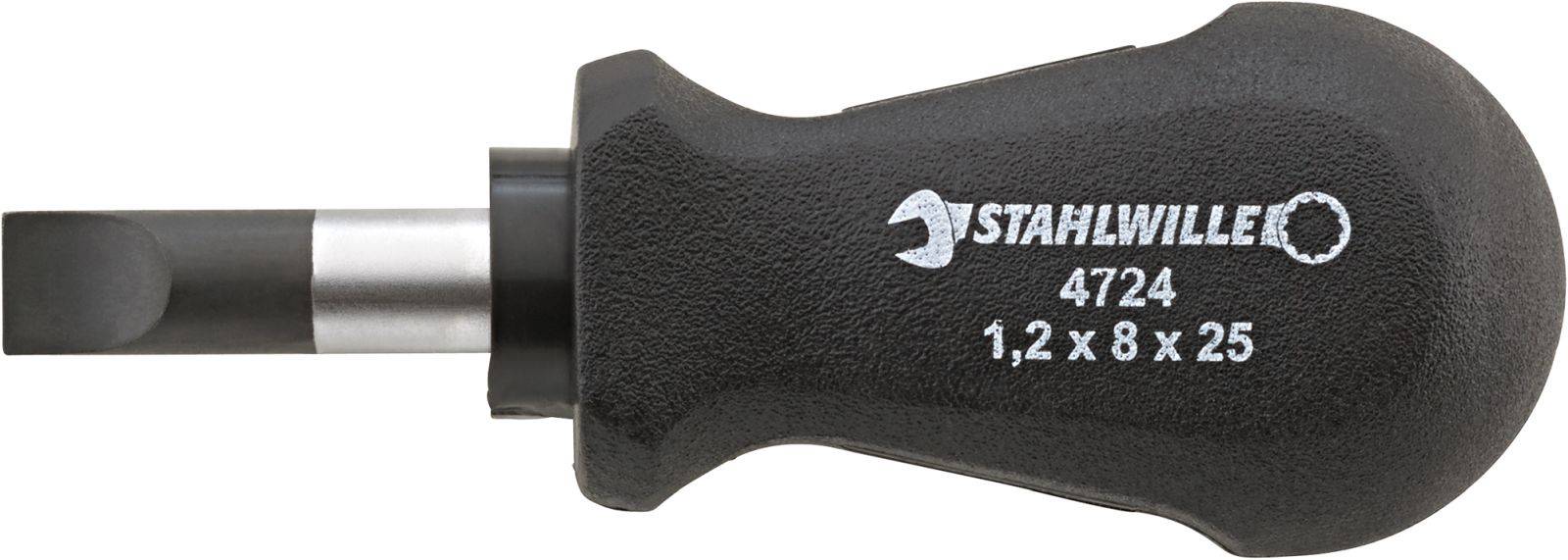 Skruvmejsel med kort handtag och bladinsats. Handtagsmärkning: 'STAHLWILLE 4724, 1,2 x 8 x 25'.
