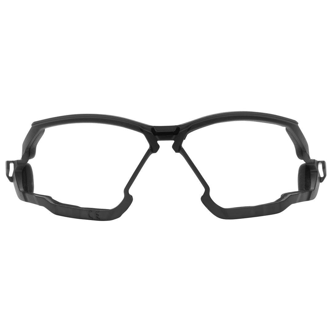 En svart glasögonbåge utan glas, sedd framifrån, på vit bakgrund.