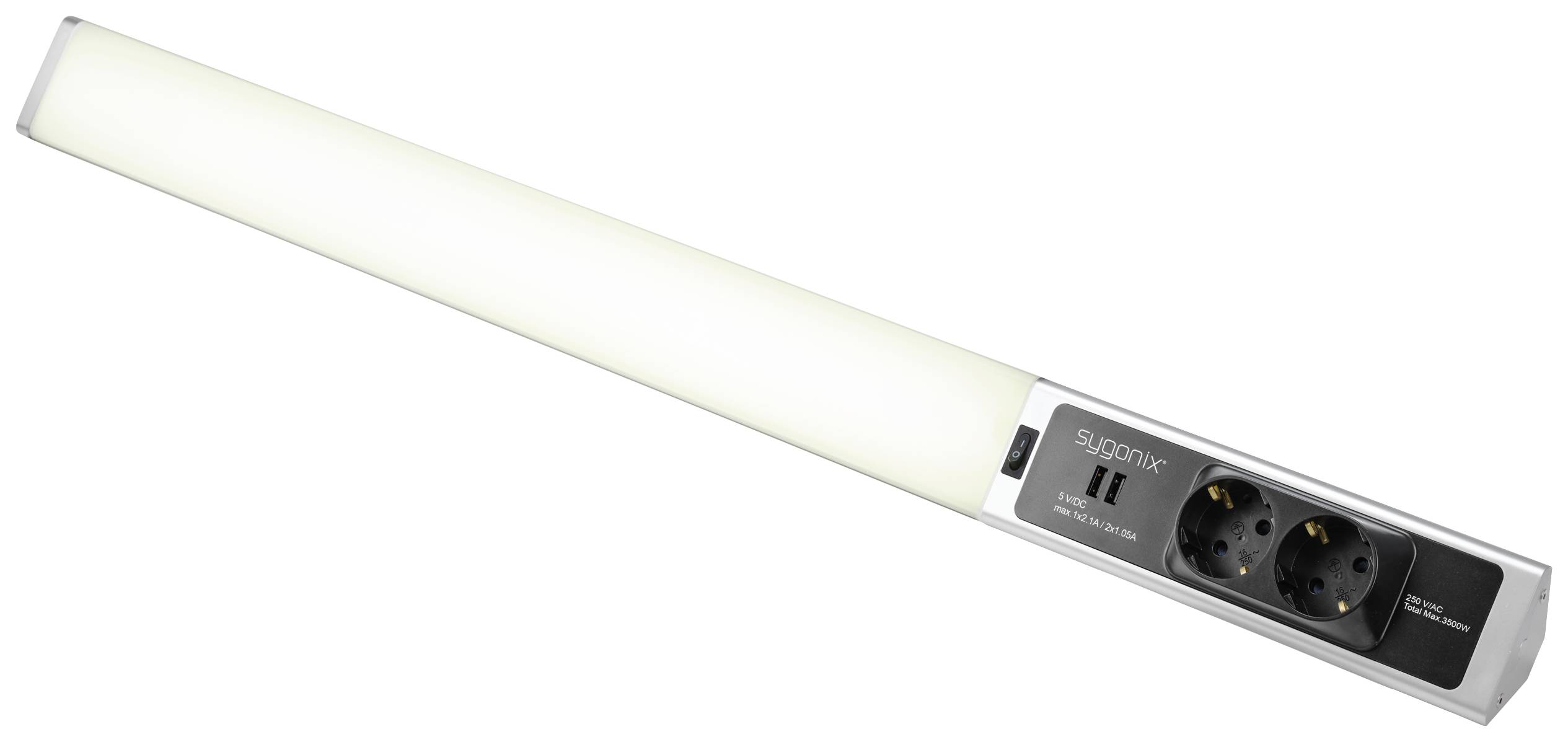 Vit LED-lampa med integrerat uttaksmodul, två eluttag och en strömbrytare på höger sida.