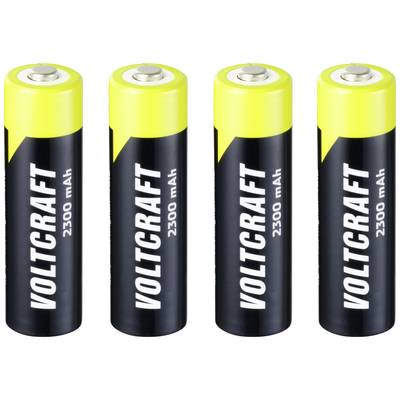 Fyra svarta och gula batterier av märket Voltcraft med 2300 mAh kapacitet, ordnade i en rad.