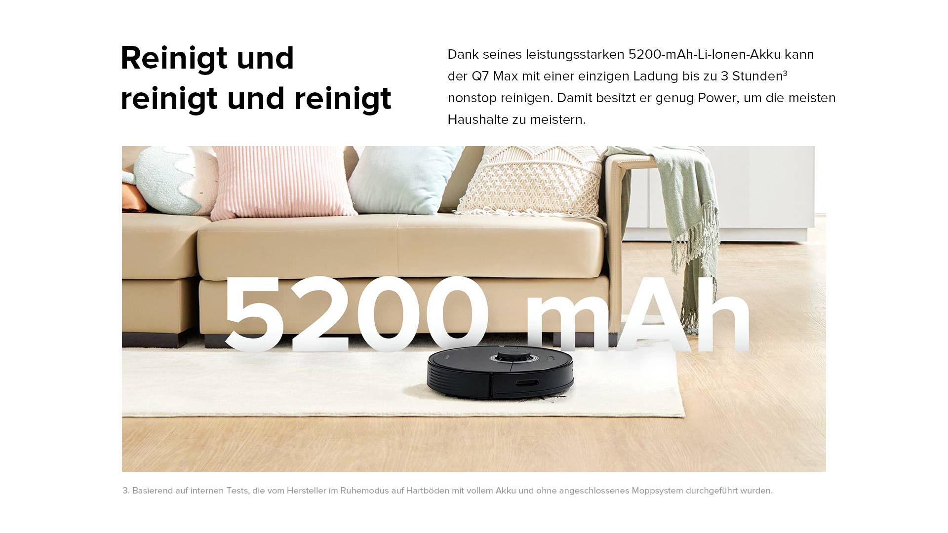 Robotdammsugare på matta framför soffa. Text: Sopar och sopar och sopar, 5200 mAh. Hänvisning till kraftfullt batteri för långvarig användning.