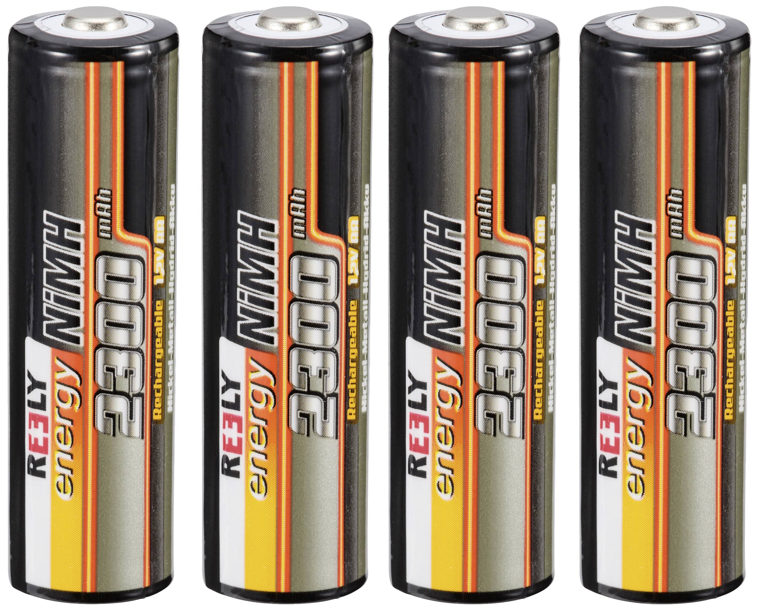 Fyra AA-batterier med påskriften 'Reely Energy 2300 mAh NiMH' i en rad. De är laddningsbara och har en orange-svart design.