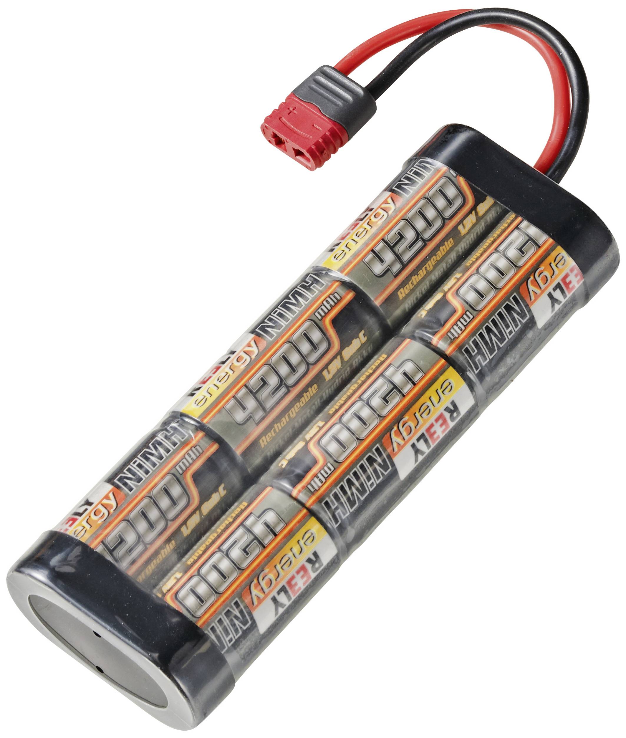 Ett batteripaket med flera cylindriska celler, sammankopplade med röda och svarta kablar, lämpligt för radiostyrda fordon.