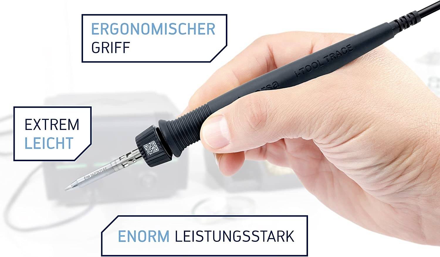 Hand håller lödkolv med anteckningar: 'Ergonomiskt grepp', 'Extremt lätt', 'Enormt kraftfull'. Enhet i bakgrunden.