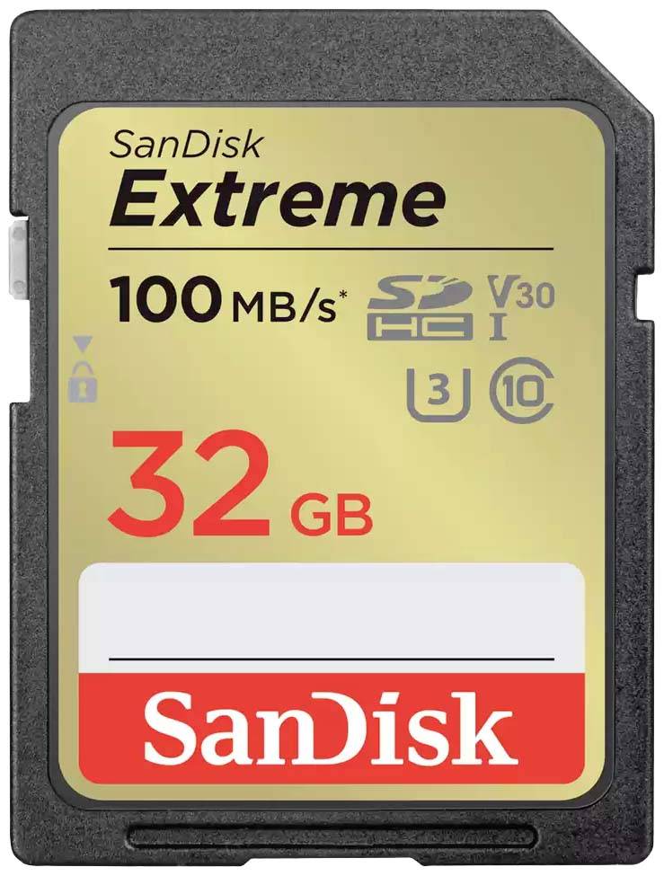 SanDisk Extreme SD-kort med 32 GB lagringskapacitet, hastighetsklassen UHS-I U3, med upp till 100 MB/s läshastighet.