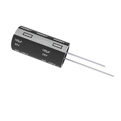 En cylindrisk, svart elektrolytkondensator med silverfärgad påskrift '100 µF 25V'. Två långa anslutningsledningar sticker ut.