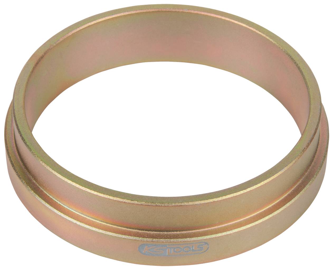 Metallring med svagt avsmalnande kant, beige-bronserad färgton. Används i tekniska tillämpningar eller som maskindelkomponent.