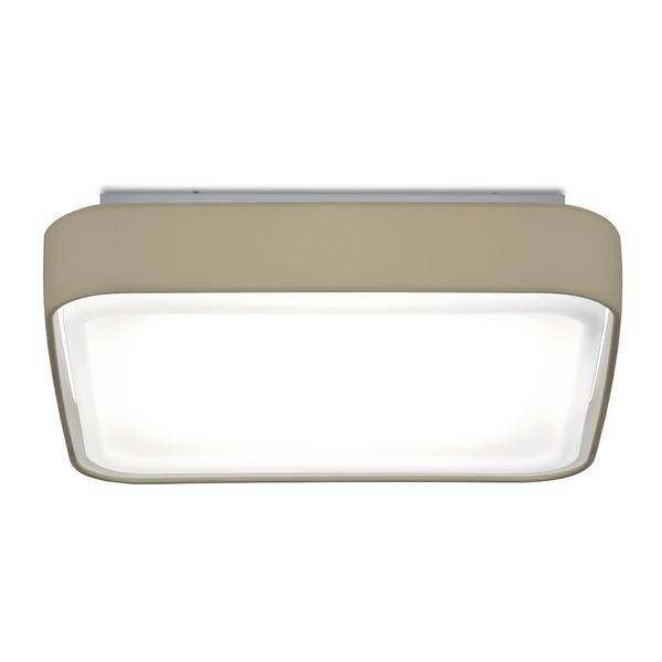 Taklampa i rektangulär form med ett vitt, avskärmat ljus. Den har en beige ram och lyser nedåt.