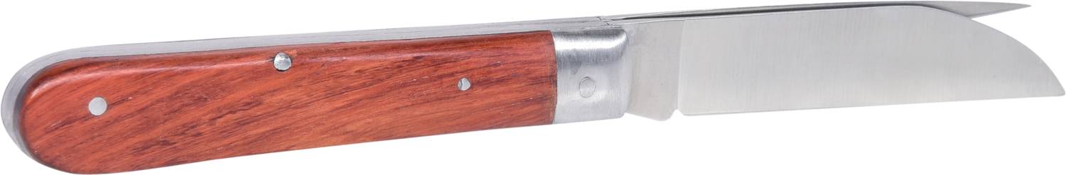Fällkniv med träskaft och silverfärgat blad, öppen och sedd från sidan.