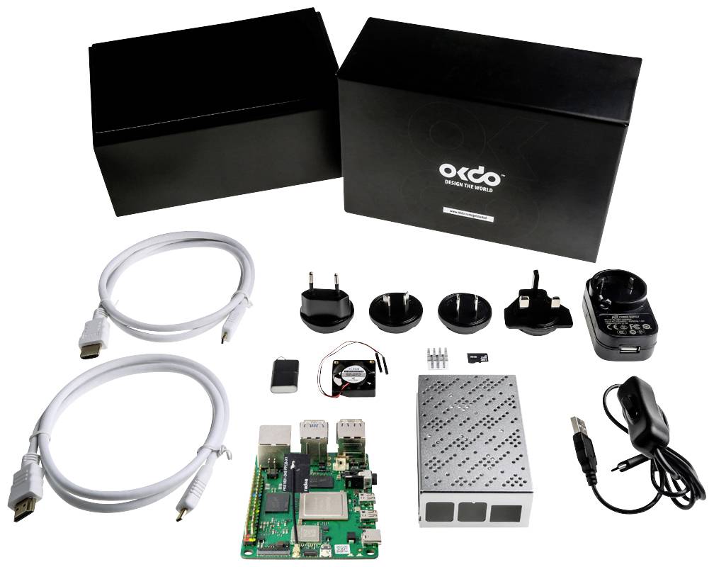 Ett Raspberry Pi startpaket med en Raspberry Pi, nätadapter, kablar, hölje och små tillbehörsdelar.