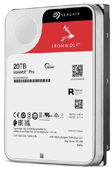 Hårddisk märkt '20TB IronWolf Pro' från Seagate. Innehåller logotyper och tekniska specifikationer.