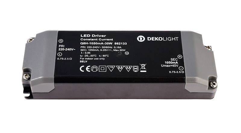 'LED-drivdon från DEKOLIGHT, modell QH-1050mA-30W. Ingång: 220-240V, Utgång: 1050mA, Max 30W. Endast för inomhusbruk.'