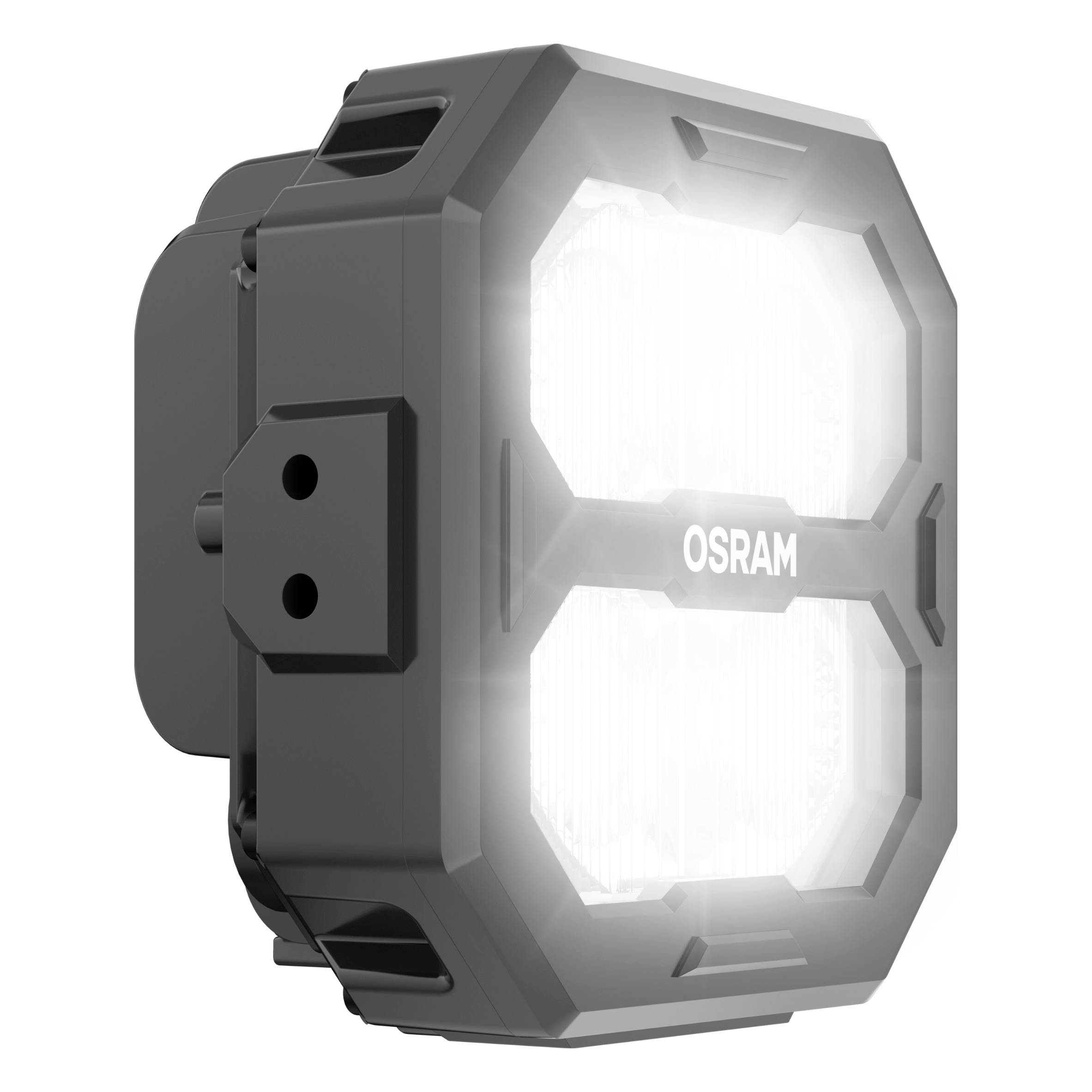 En rektangulär, lysande LED-strålkastare från märket Osram lyser starkt i en mörk omgivning.