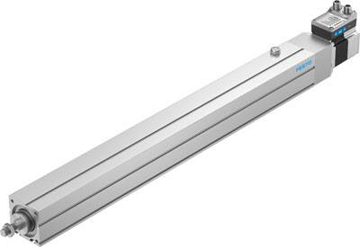 En pneumatisk linjärmotor i silver med ett svart ändstycke och anslutningar. Används för att förflytta objekt med precision.