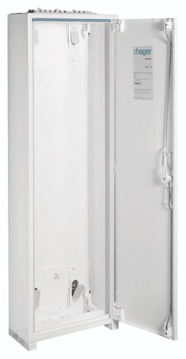 Hager FWB61D Fältfördelare Utanpåliggande Moduler totalt = 72 Antal serier = 0 Innehåll 1 st