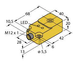 Gul rektangulär sensor med mått: 68 mm längd, 40 mm bredd, 20 mm höjd. Anslutningar: LED och M12 x 1. Hål: Ø 5,5 mm.