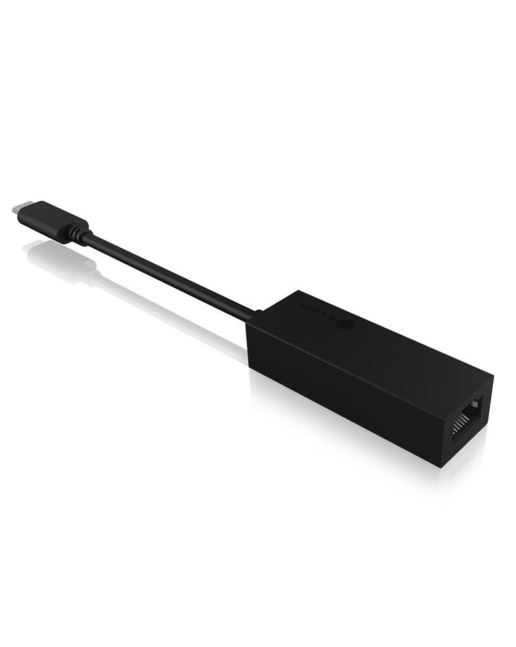En svart USB-C till Ethernet-adapter som möjliggör en kabelansluten internetanslutning för enheter med en USB-C-port.