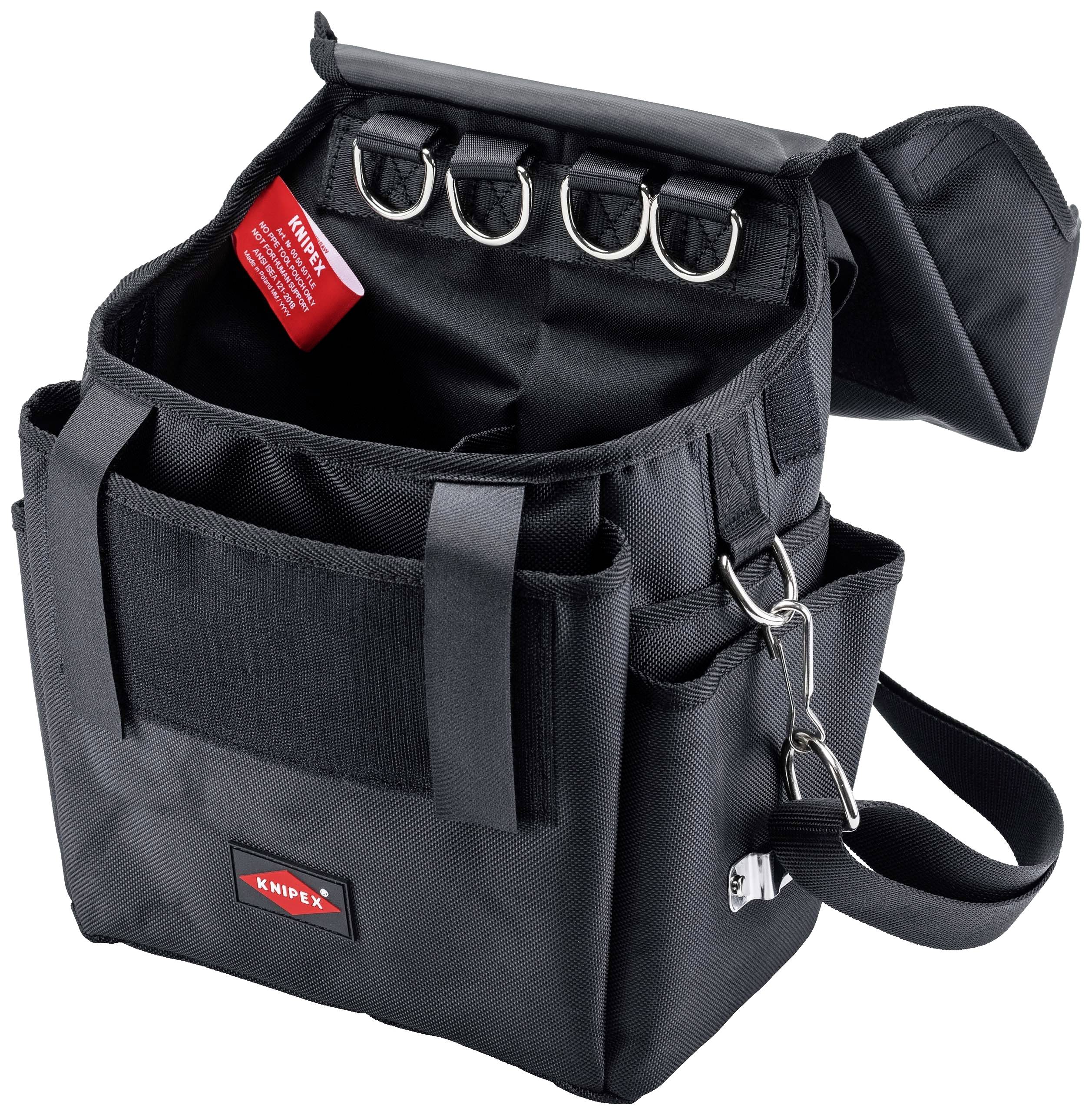 En svart verktygstaske med flera fack, slingor för verktyg och en axelrem. Visad öppen och tom.