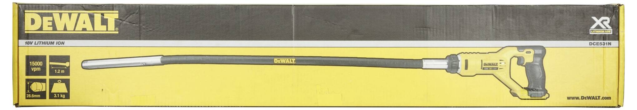 DEWALT XR Betongvibratorns förpackning med bild av en betongvibrator. Produktinformation: Effekt, modellnummer.