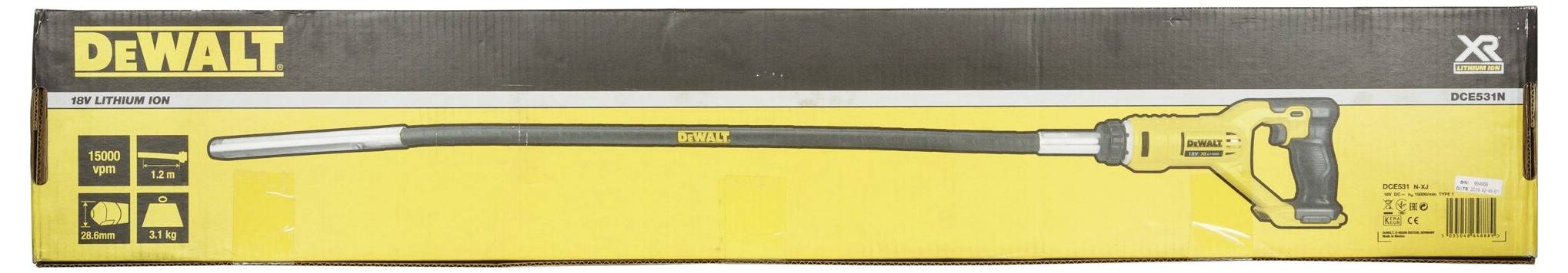 Förpackning till en DeWalt betongvibratormaskin, modellbeteckning på höger sida. Verktygsavbildning och beskrivning på gul bakgrund.