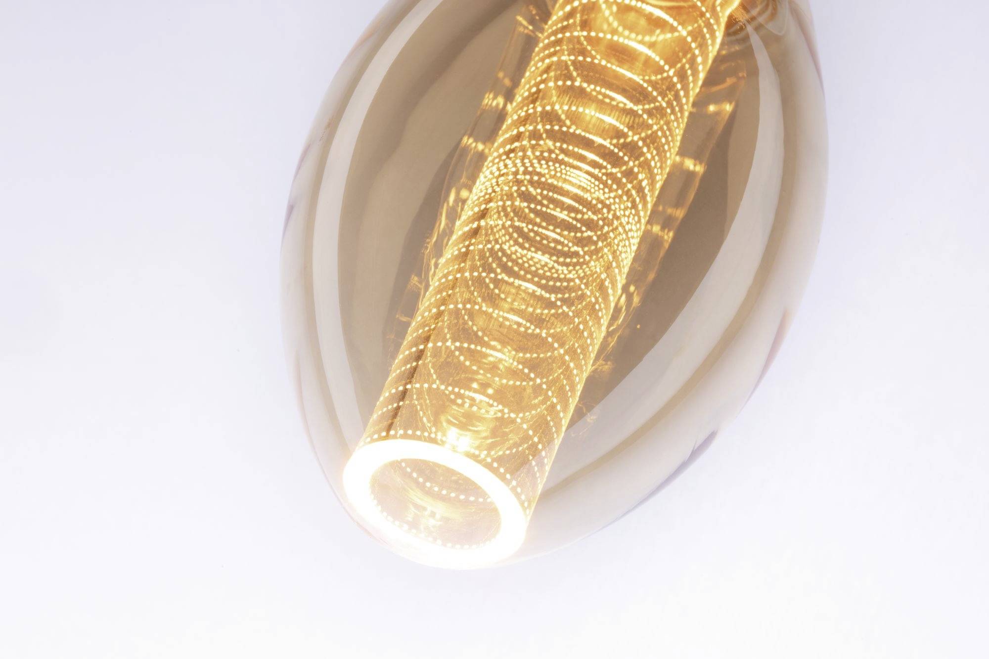 En glödande LED-glödlampa med spiralformad tråd.