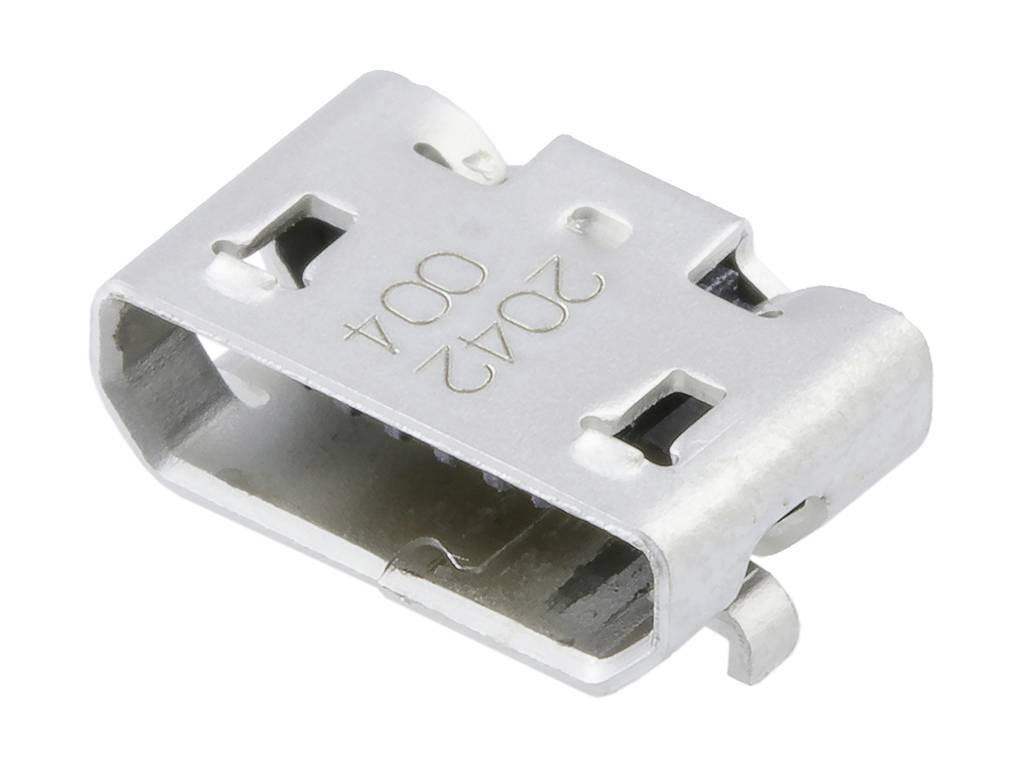 En silverfärgad USB-kontakt, rektangulär, med präglat nummer '0042' på ovansidan, visar den metalliska, släta ytan.