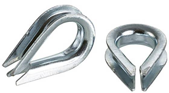 Två förzinkade wire-ändfästen av metall, det vänstra större än det högra. De används för att förstärka wireögon.
