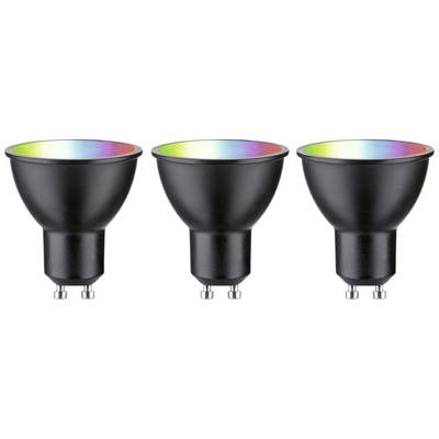 Tre svarta GU10-LED-lampor med regnbågsljus på vit bakgrund.