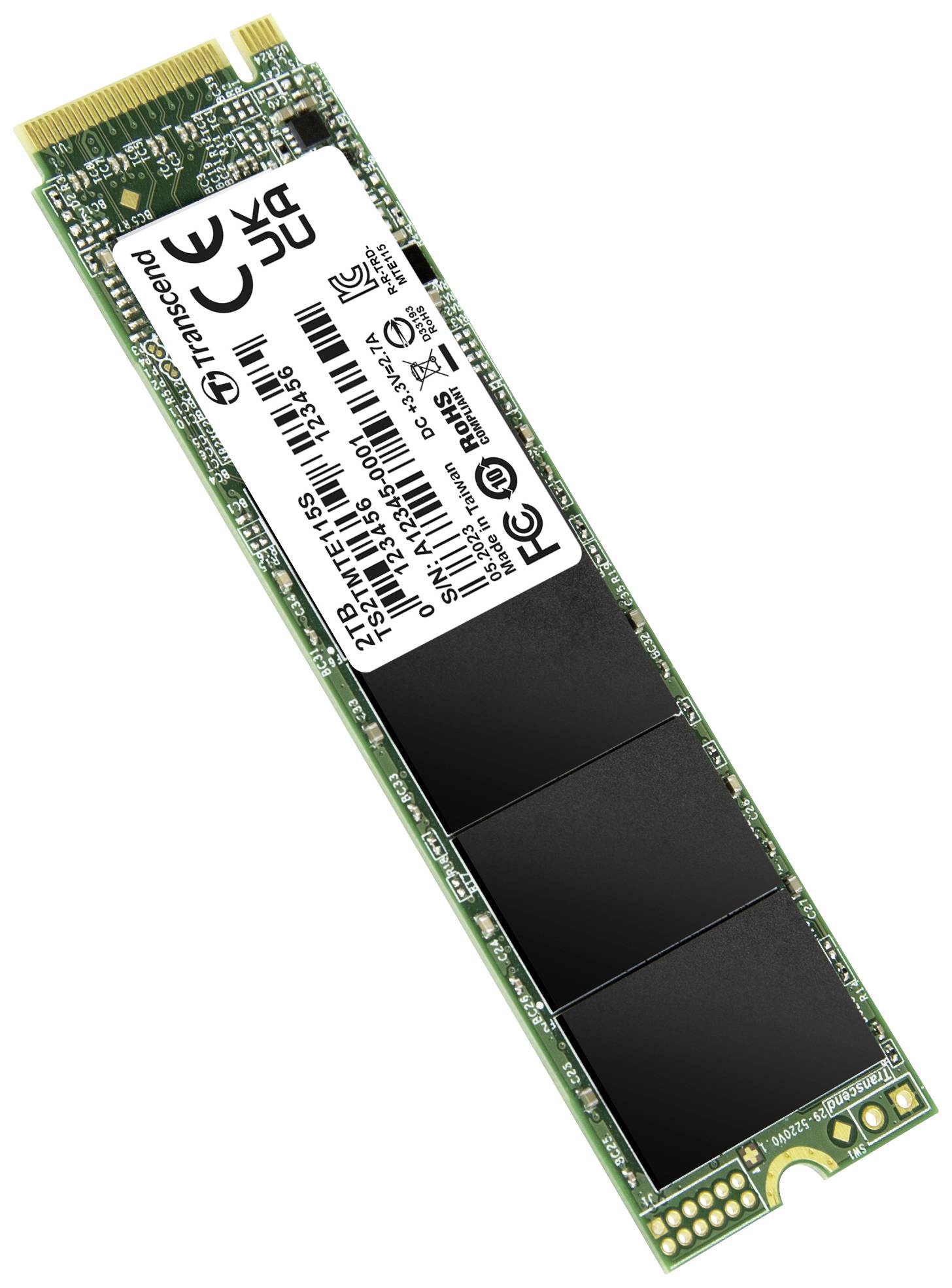 En grön M.2 NVMe SSD med en etikett som visar tekniska detaljer och varumärket. Den har en guldfärgad kontaktremsa.