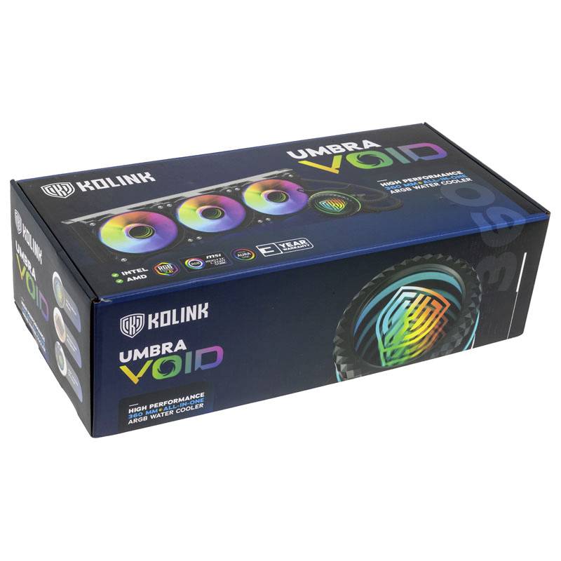 En svart förpackning visar en 'Kolink Umbra Void' ARGB vattenkylare. Tre fläktar är avbildade i regnbågens färger.