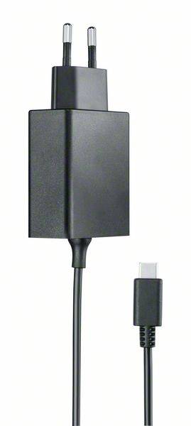 Ett svart nätadapter med en eurokontakt och en USB-C-kabel.